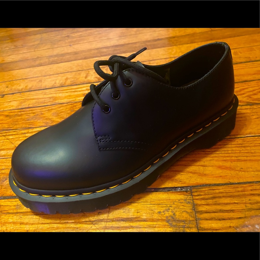 1461 smooth leather platform shoes (never worn) (brand new)